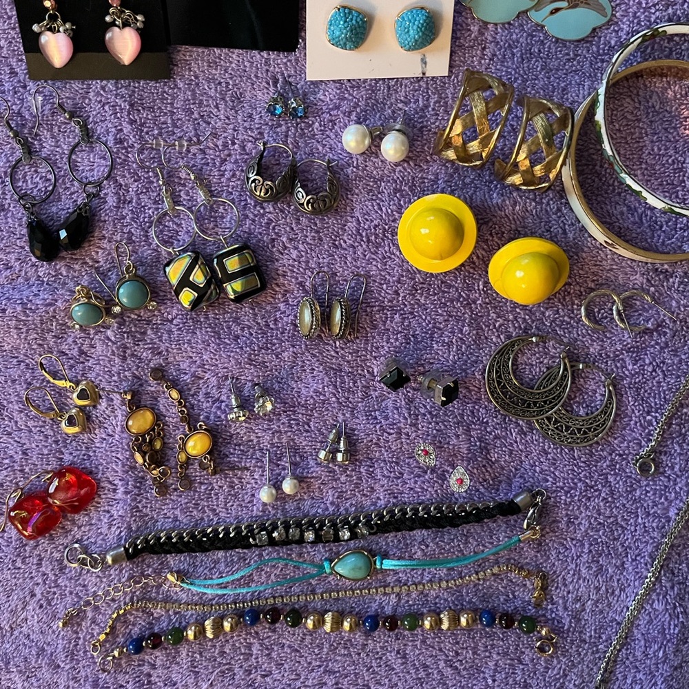 LOT of Beautiful Costume Jewelry